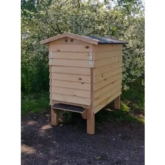 Fyrretræs trugstade med varroaskuffe