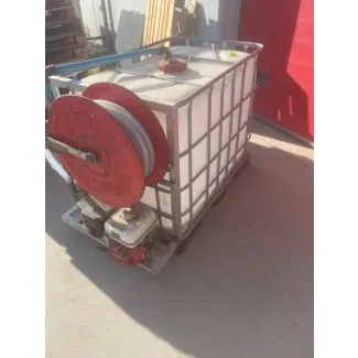 Brugt foderpumpe med tank