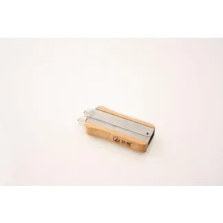 Trådstrammer med trægreb